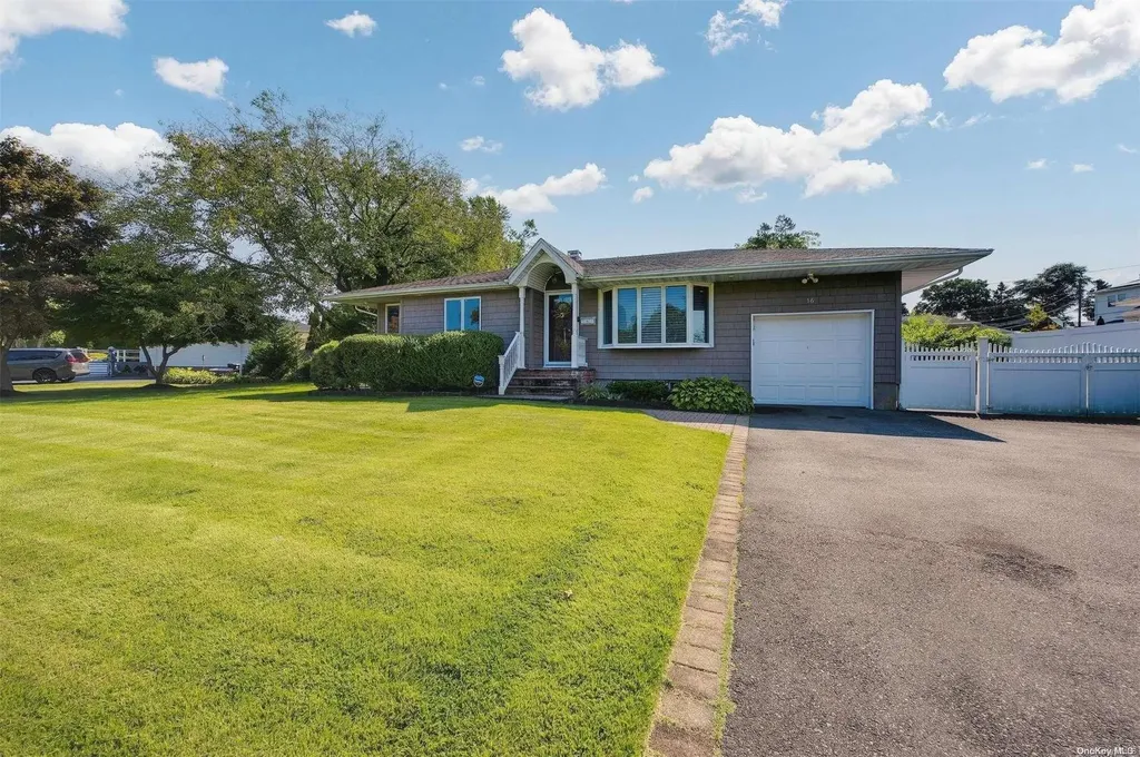 16 Pittoni Drive Commack NY 11725