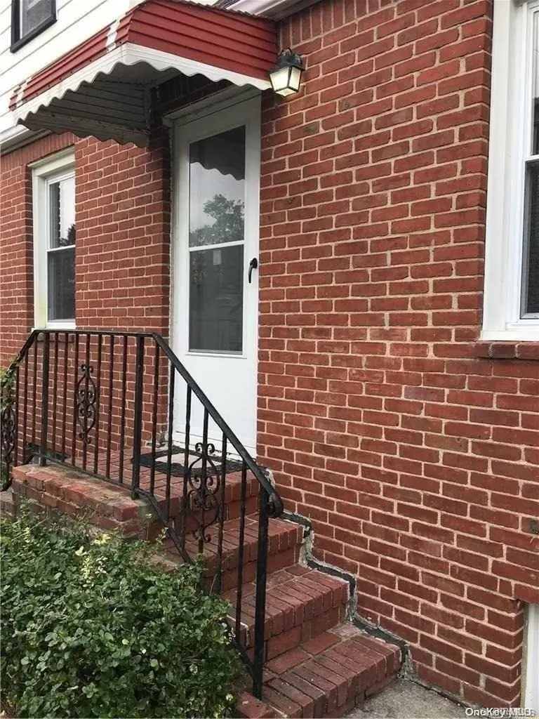 30 Ormonde Boulevard Valley Stream NY 11580