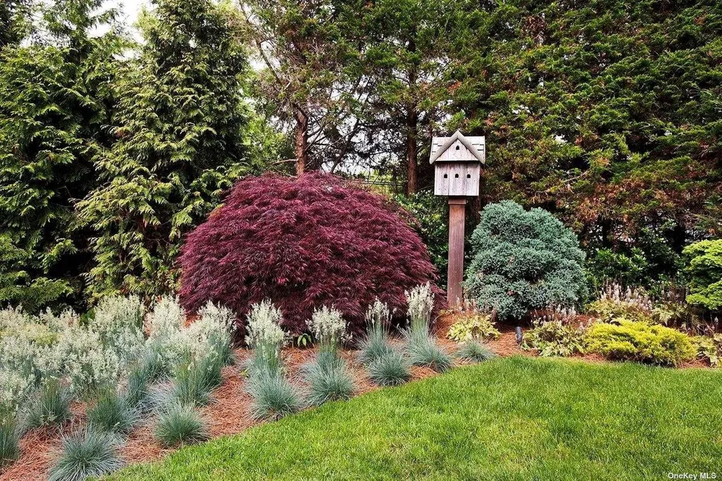 7 Miller Lane East Hampton NY 11937