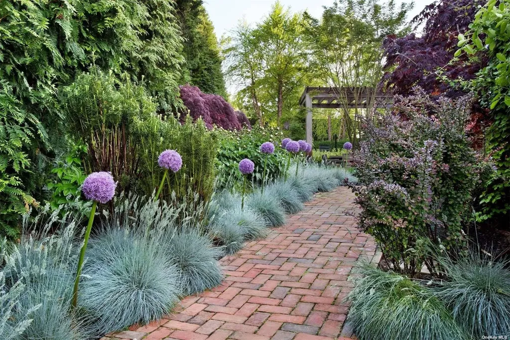 7 Miller Lane East Hampton NY 11937