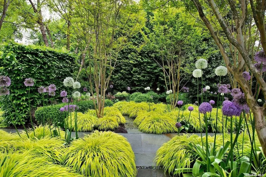 7 Miller Lane East Hampton NY 11937