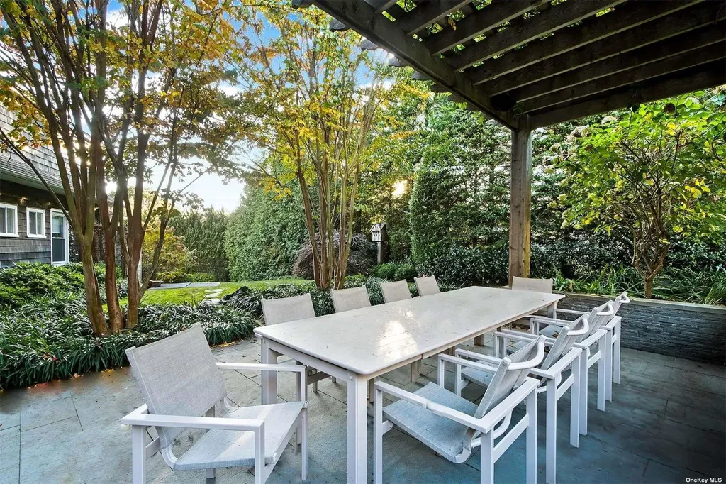 7 Miller Lane East Hampton NY 11937