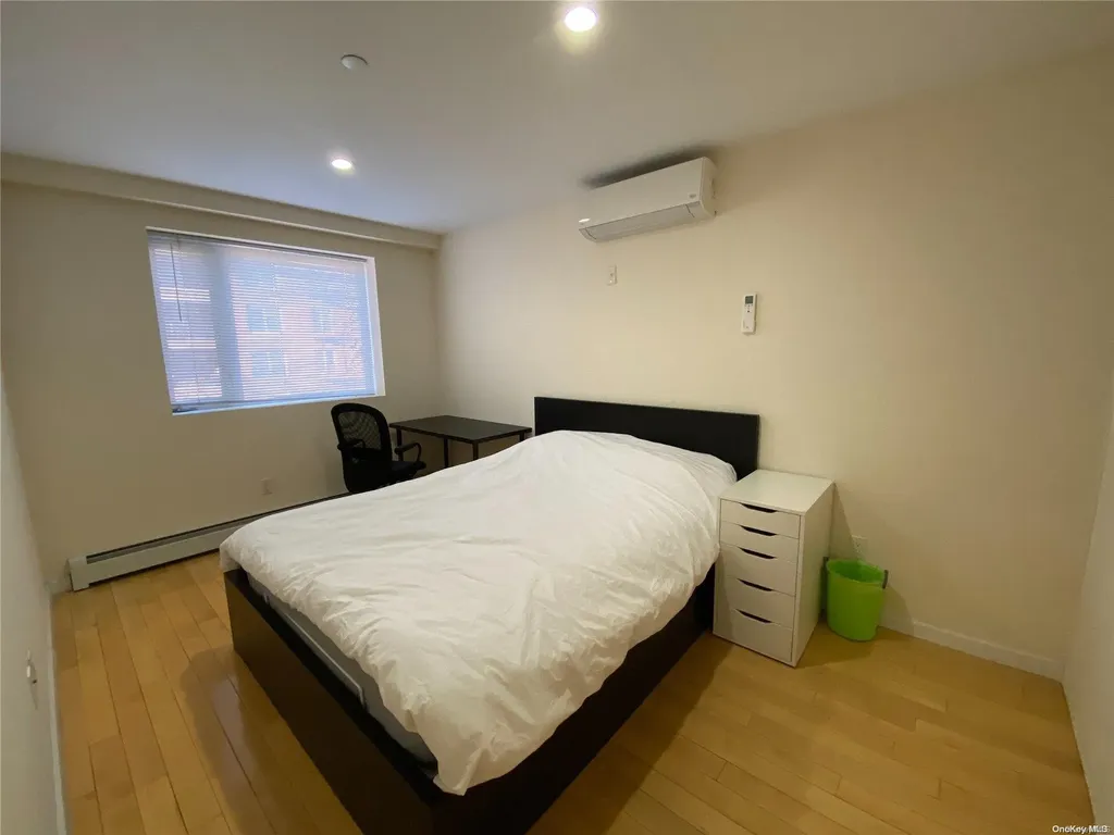 143-28 41st Avenue Flushing NY 11355