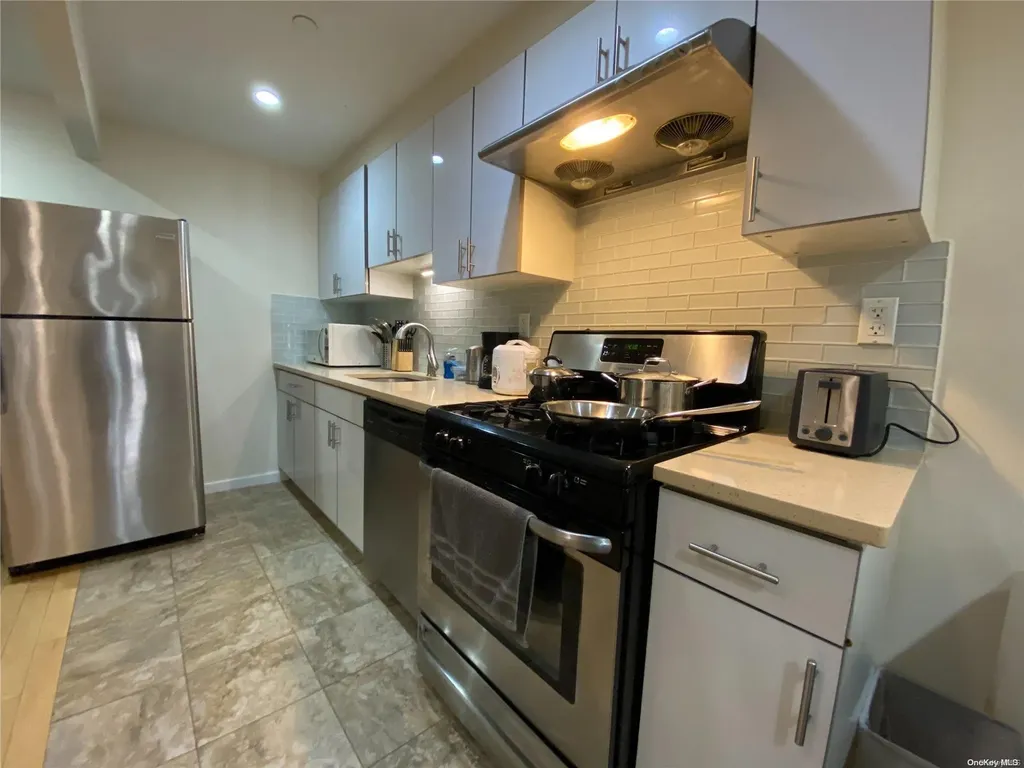 143-28 41st Avenue Flushing NY 11355