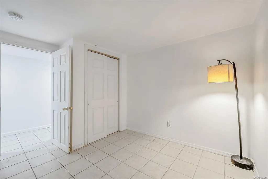 626 Mount Avenue West Babylon NY 11704
