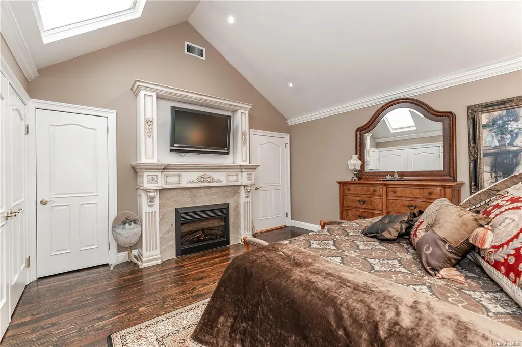 3 Longacre Drive Huntington NY 11743
