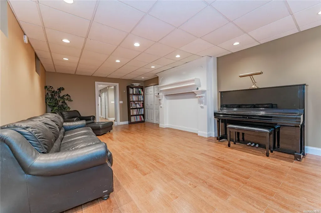3 Longacre Drive Huntington NY 11743