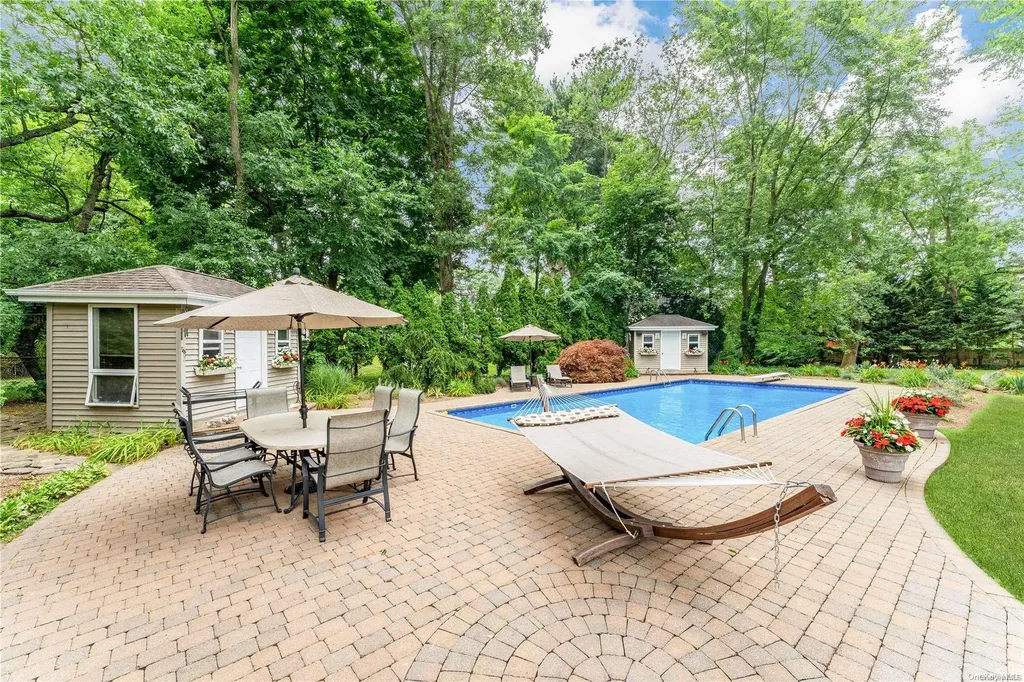 3 Longacre Drive Huntington NY 11743