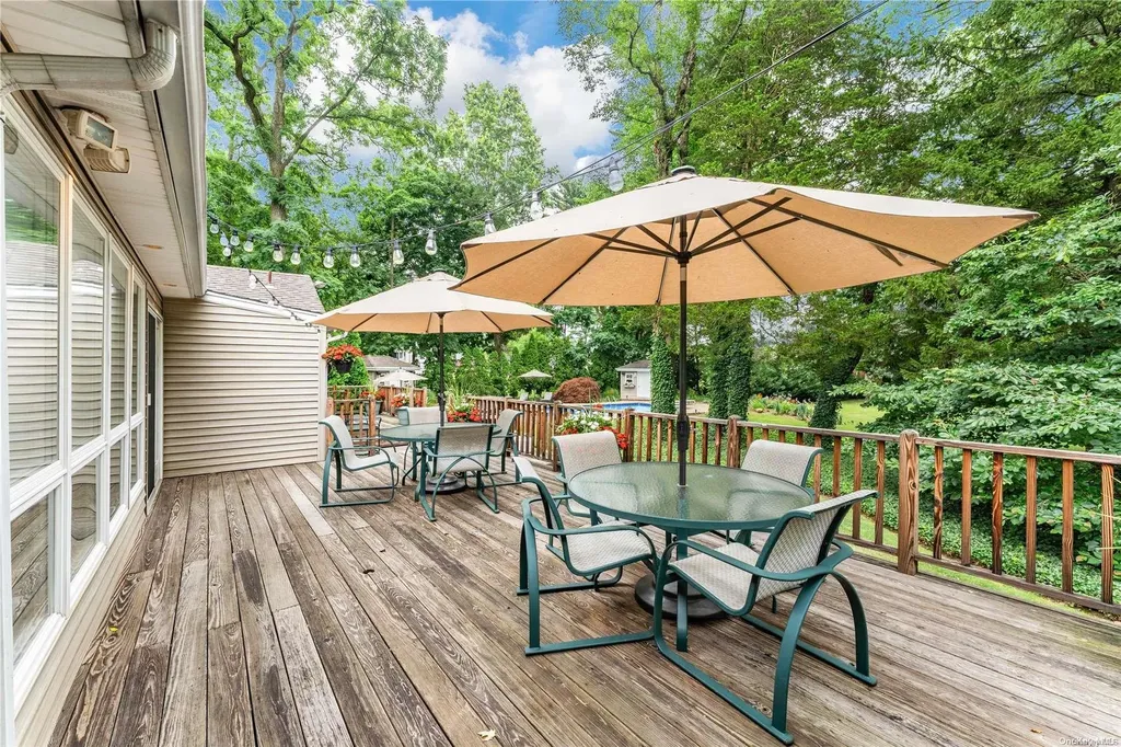 3 Longacre Drive Huntington NY 11743