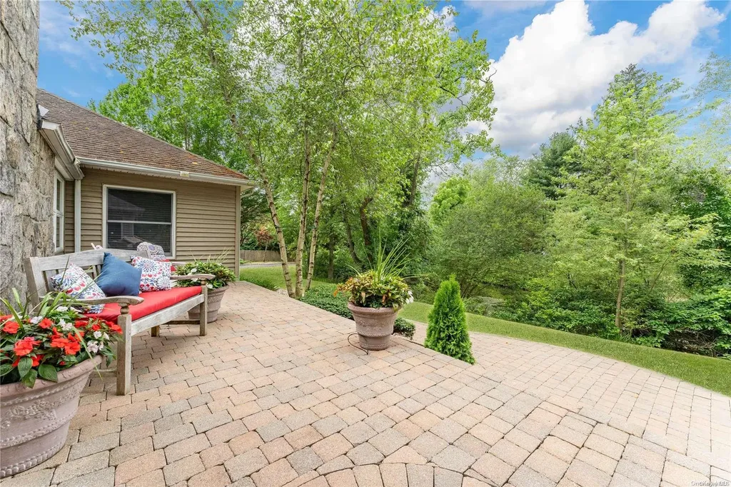 3 Longacre Drive Huntington NY 11743