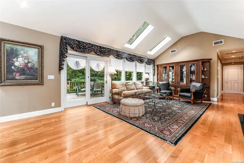 3 Longacre Drive Huntington NY 11743