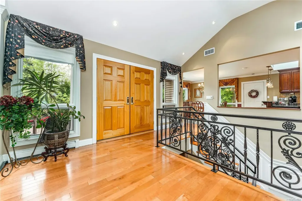 3 Longacre Drive Huntington NY 11743