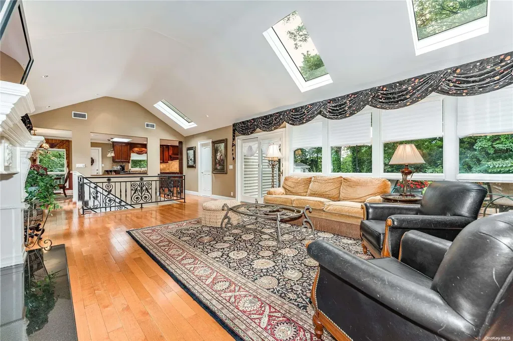3 Longacre Drive Huntington NY 11743
