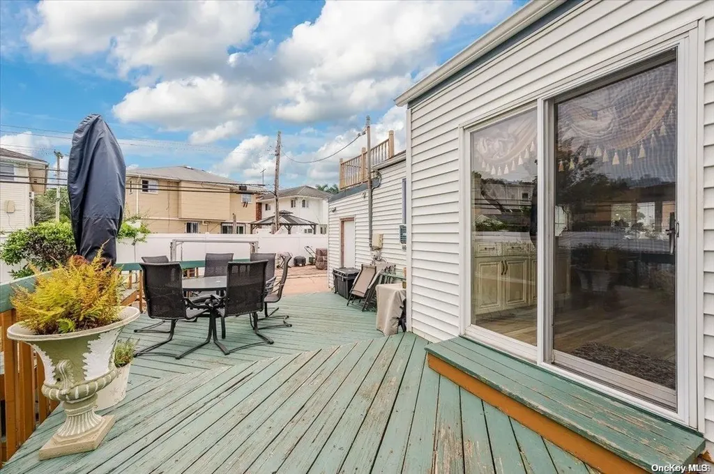 197 Hendrickson Avenue Valley Stream NY 11580