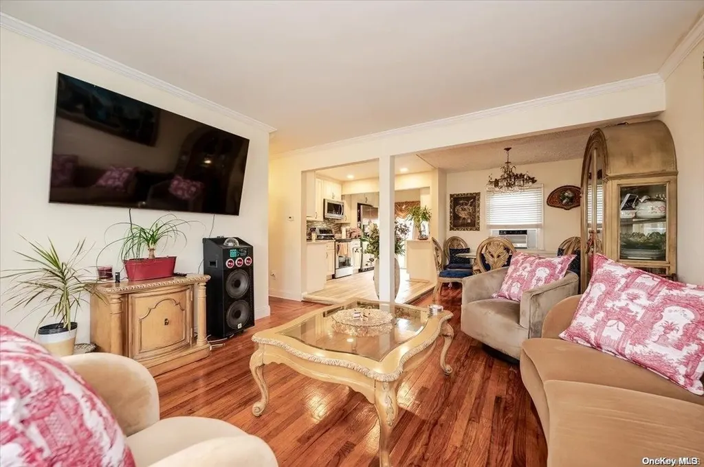 197 Hendrickson Avenue Valley Stream NY 11580