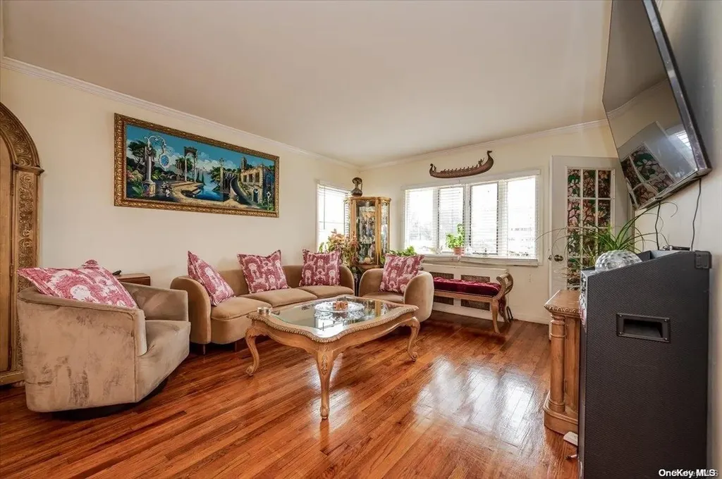 197 Hendrickson Avenue Valley Stream NY 11580