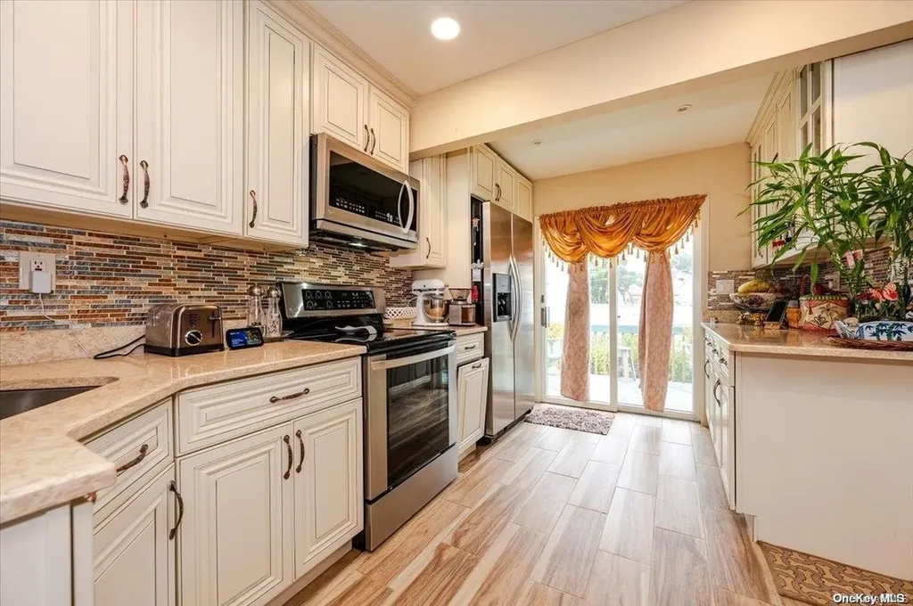 197 Hendrickson Avenue Valley Stream NY 11580