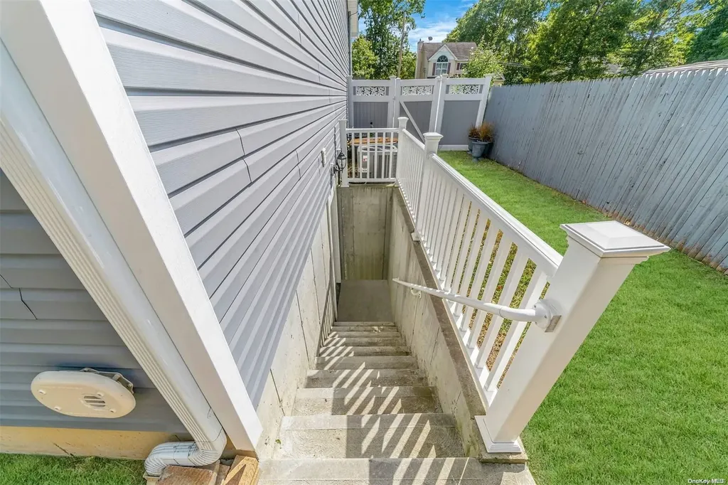 155 Main Avenue Mastic NY 11950