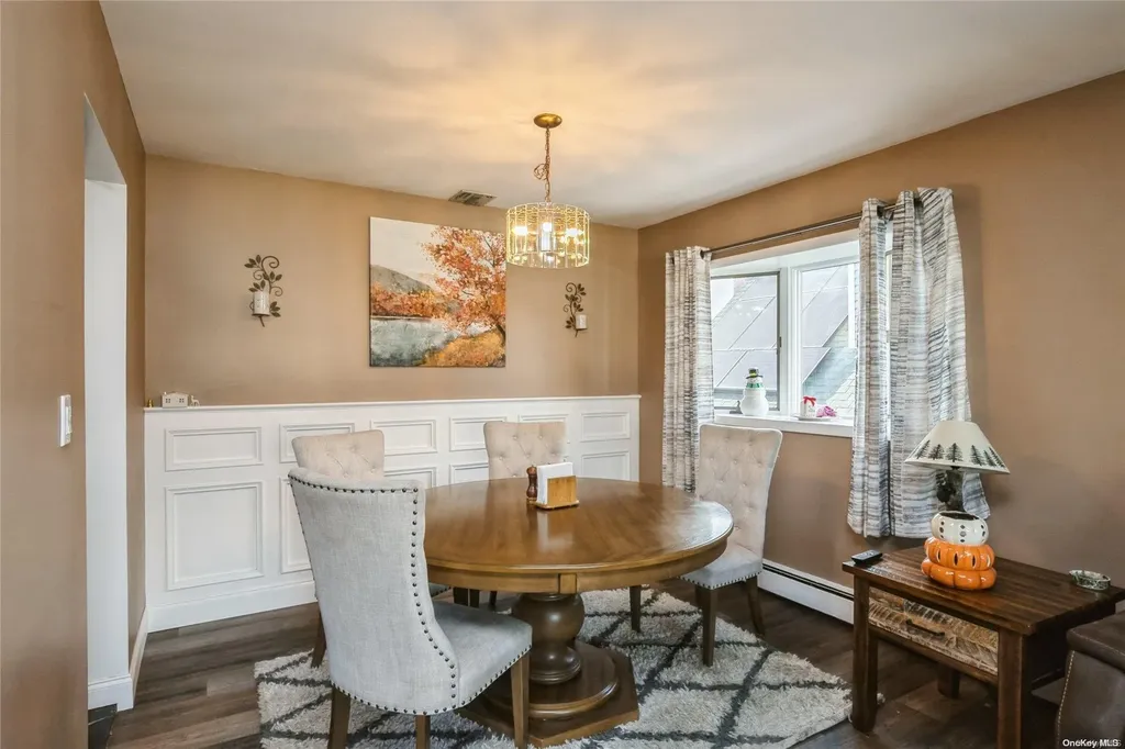 405 Lido Parkway Lindenhurst NY 11757