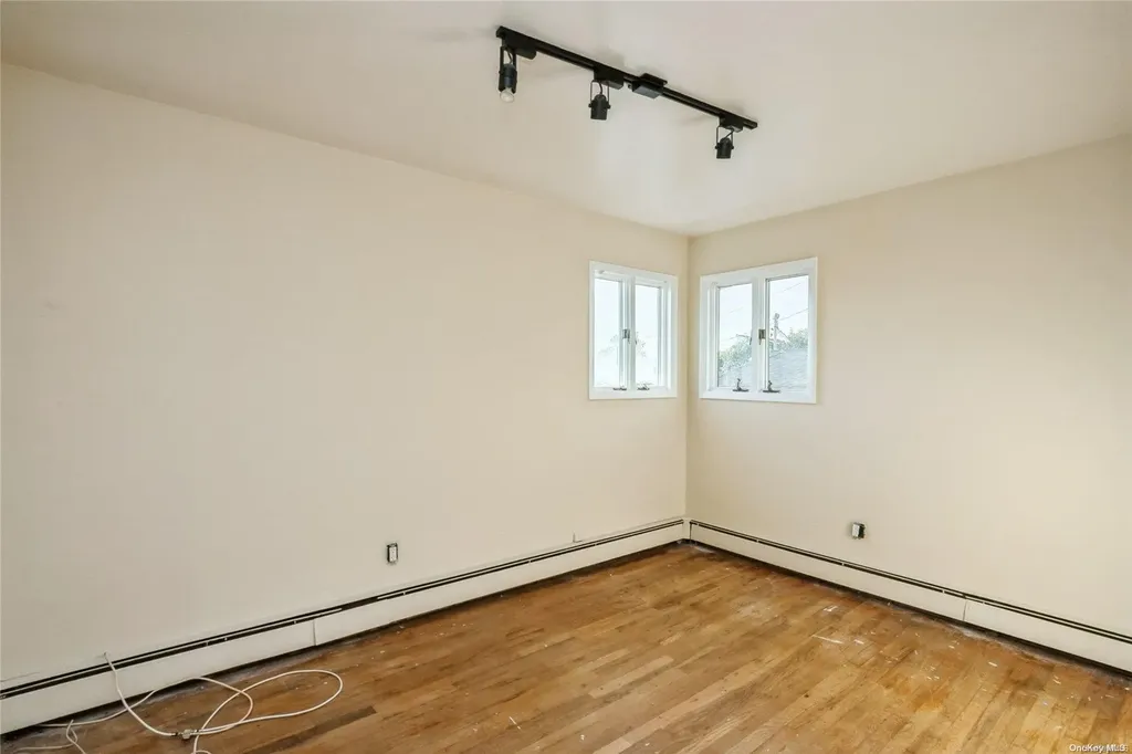 405 Lido Parkway Lindenhurst NY 11757