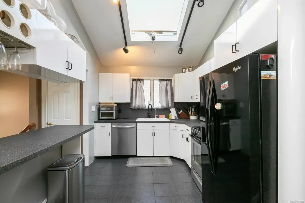 405 Lido Parkway Lindenhurst NY 11757
