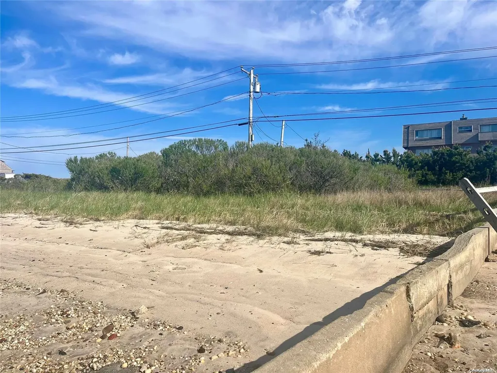 53 Dune Road Hampton Bays NY 11946