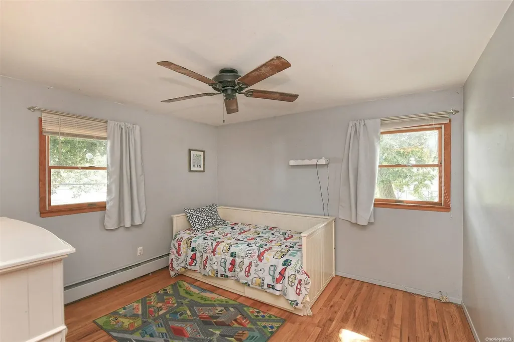 20 Mueller Drive Selden NY 11784
