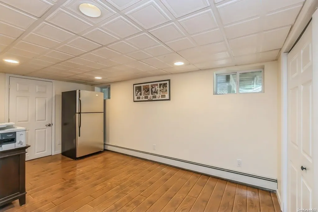 5 Audley Circle Plainview NY 11803