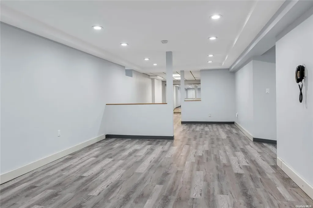 6 Northside Circle Smithtown NY 11787