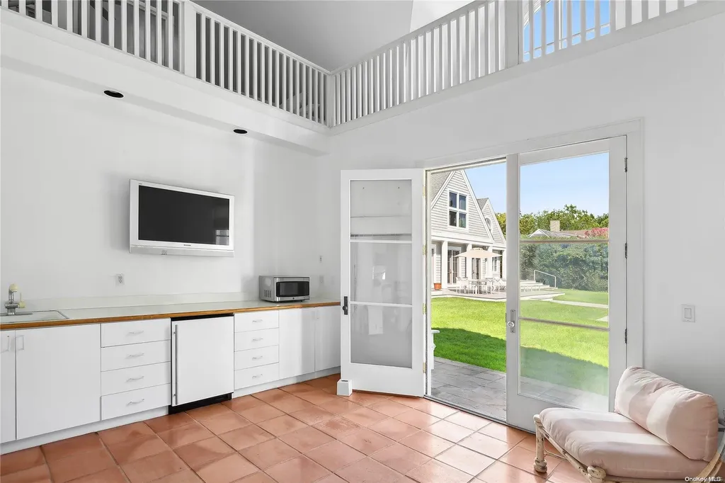 226 Oneck Lane Westhampton Beach NY 11978