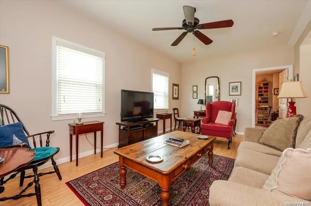 562 Lincoln Boulevard Long Beach NY 11561