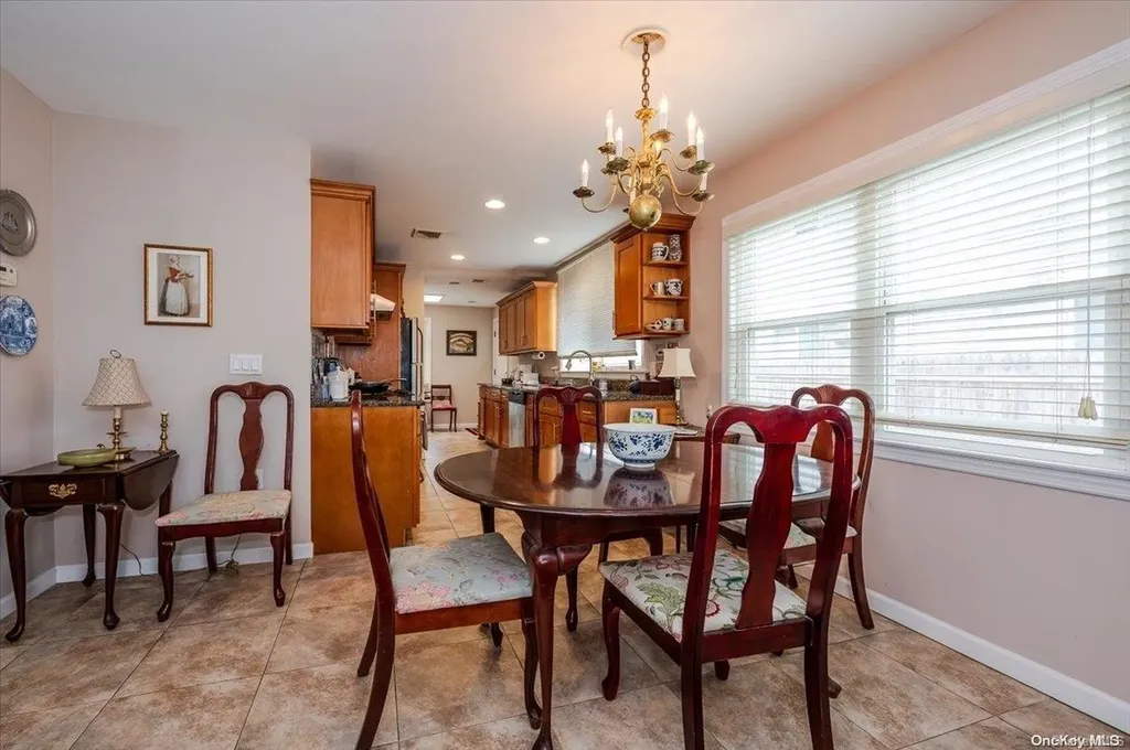 562 Lincoln Boulevard Long Beach NY 11561