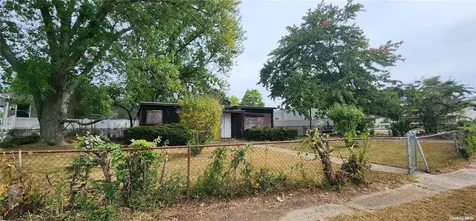 3 Emerald Lane Amityville NY 11701