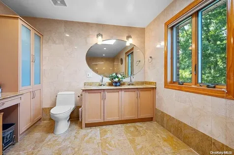 64-16 211th Street Oakland Gardens NY 11364