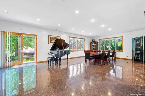 64-16 211th Street Oakland Gardens NY 11364