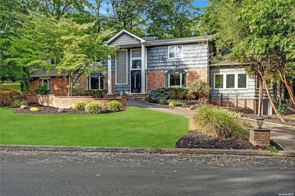 15 Chablis Drive Dix Hills NY 11746