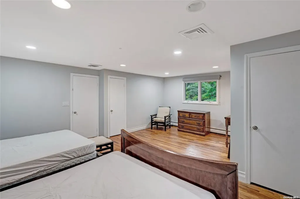 15 Chablis Drive Dix Hills NY 11746