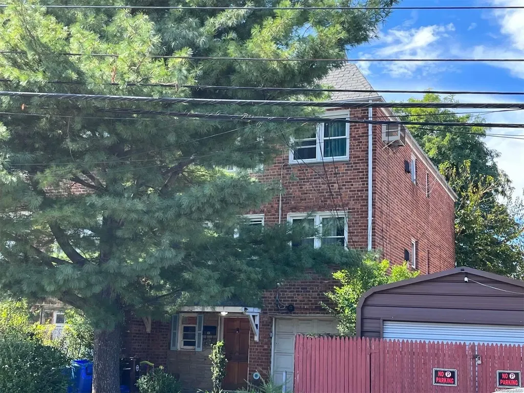 19-10 Utopia Parkway Whitestone NY 11357