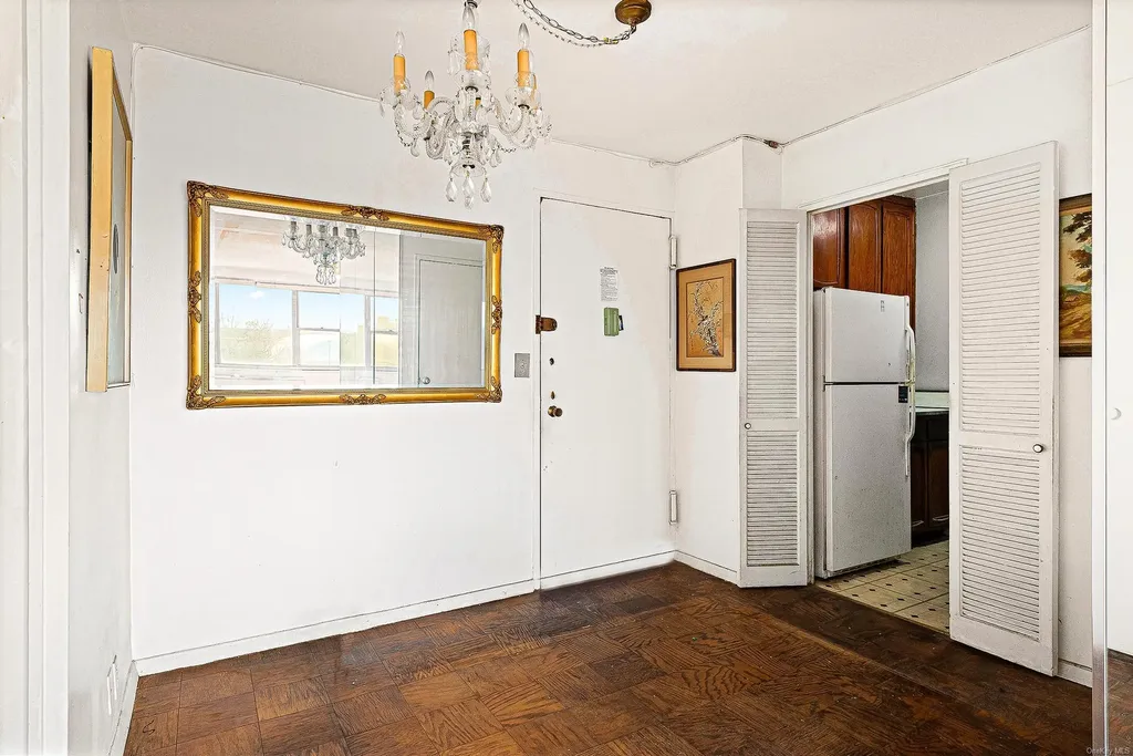70-25 Yellowstone Boulevard Forest Hills NY 11375