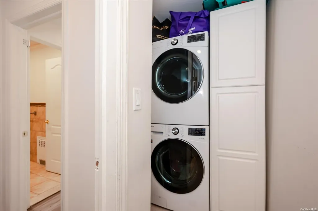 425 Cedarhurst Avenue Cedarhurst NY 11516