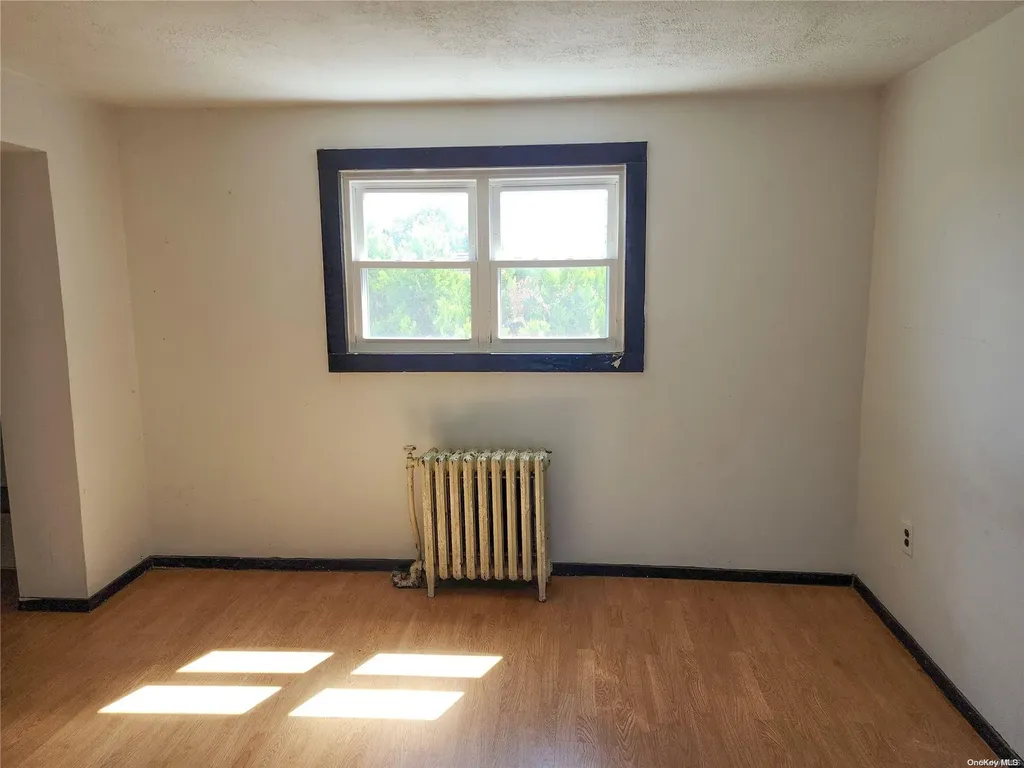 123 Mitchell Street Bellmore NY 11710