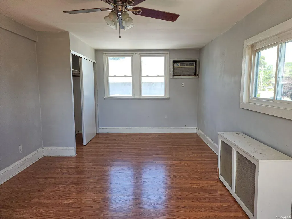 123 Mitchell Street Bellmore NY 11710