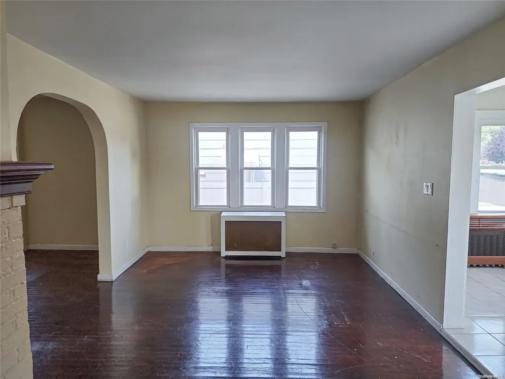 123 Mitchell Street Bellmore NY 11710