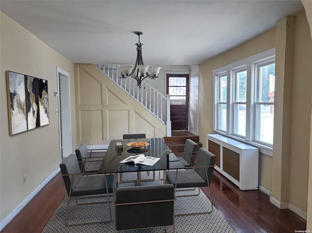 123 Mitchell Street Bellmore NY 11710