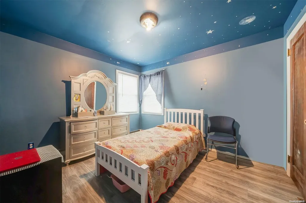 34 Whittier Drive Mastic Beach NY 11951