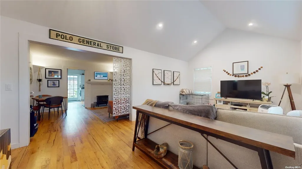 14 Franklin Avenue Westhampton Beach NY 11978