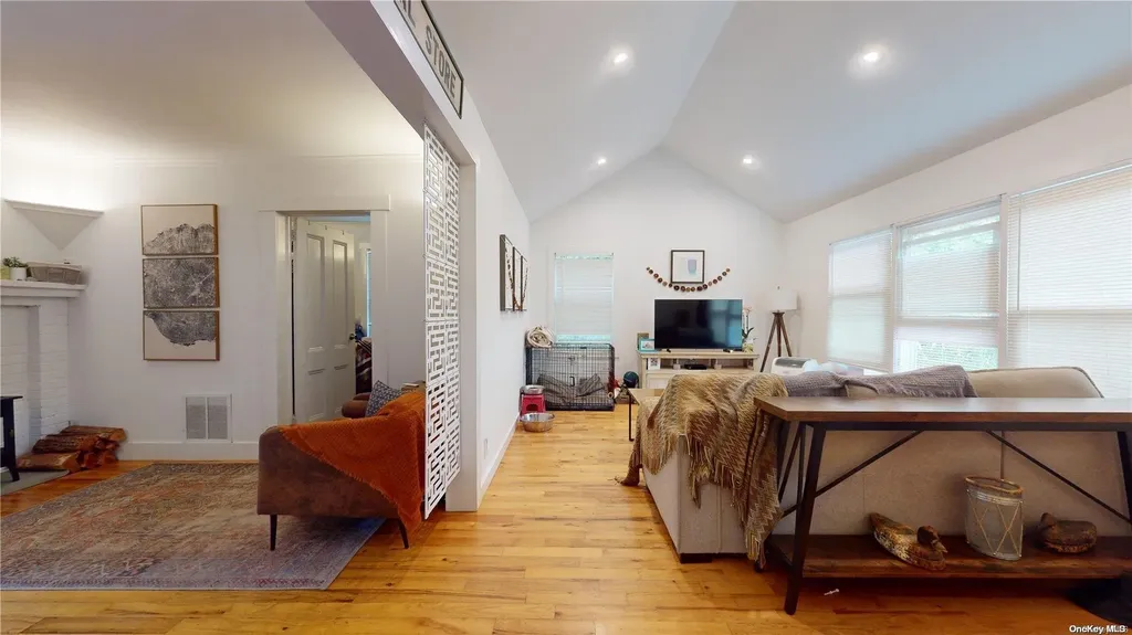 14 Franklin Avenue Westhampton Beach NY 11978