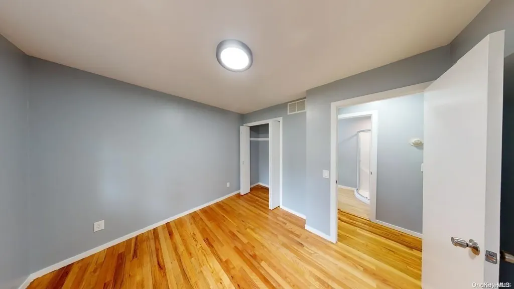16 Coventry Avenue Mastic NY 11950