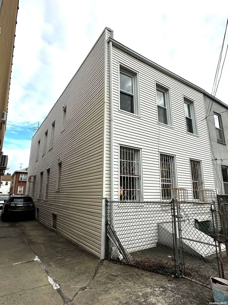 6420 19th Avenue Brooklyn NY 11204