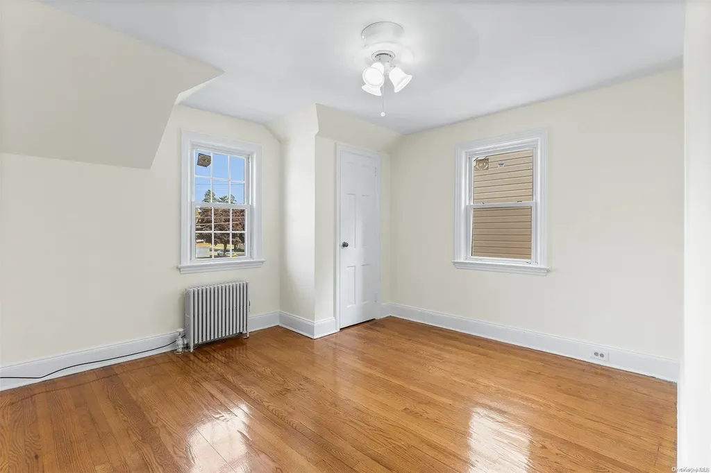 44 Ingraham Boulevard Hempstead NY 11550